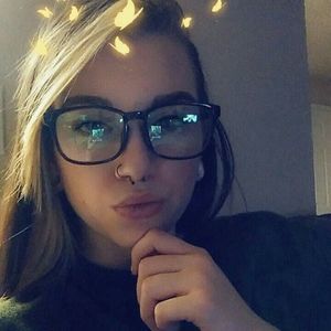 Meet your Posher, Jade